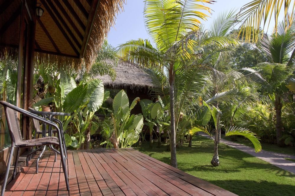 Mali Resort Pattaya Beach Koh Lipe Buitenkant foto